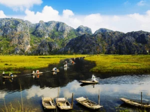 Things-to-do-in-ninh-binh-culturephamtravel-7