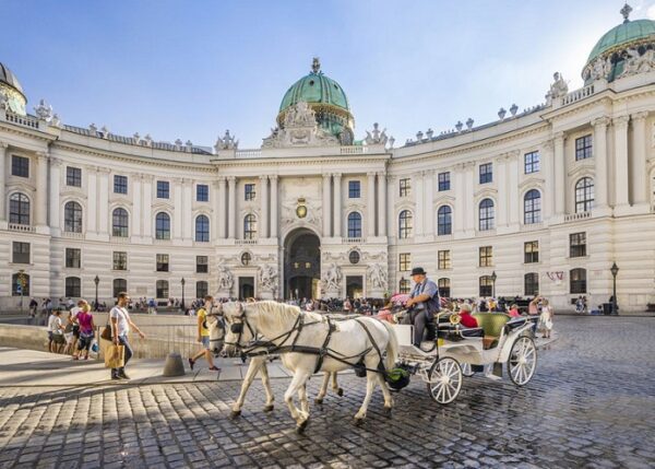 Cung-dien-hoang-gia-_hofburg