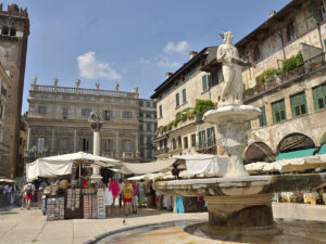 Pngtree-piazza-delle-erbe-building-tourists-scene-photo-image_4406913